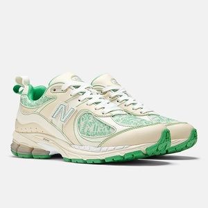 GANNI x New Balance 2002R Turtledove